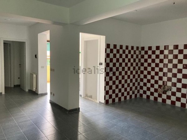 casa indipendente in vendita a Messina in zona Santa Lucia