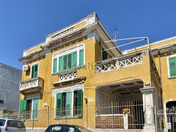 casa indipendente in vendita a Messina in zona Santa Margherita