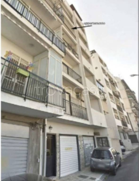 appartamento in vendita a Messina in zona Gazzi