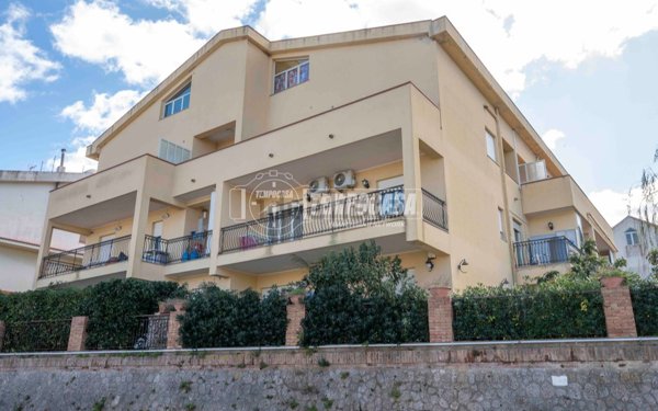 appartamento in vendita a Messina in zona Faro Superiore