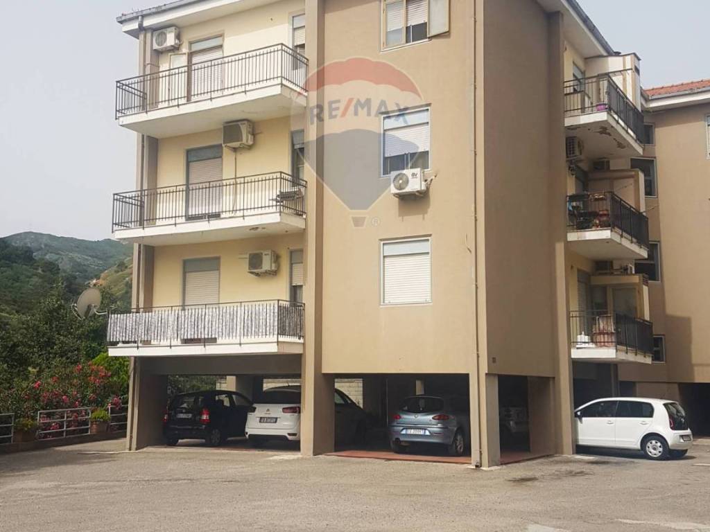 appartamento in vendita a Messina in zona Camaro