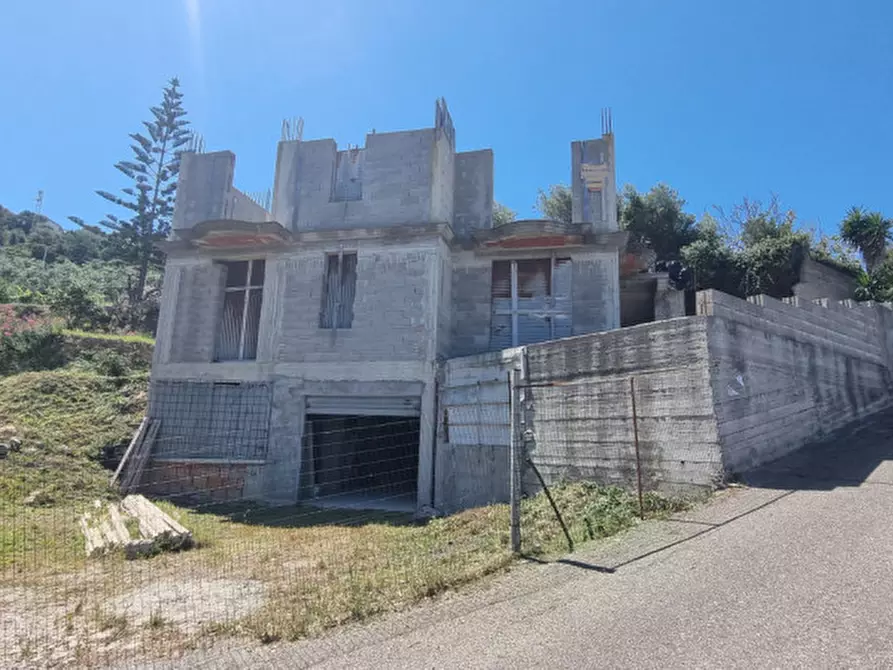 casa indipendente in vendita a Messina in zona Rodia