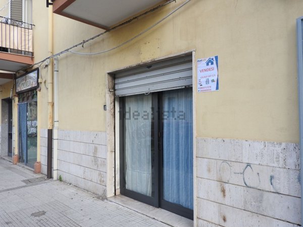 locale commerciale in vendita a Messina in zona Centro Storico
