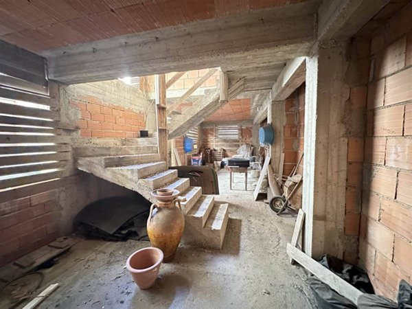 casa indipendente in vendita a Messina in zona Larderia