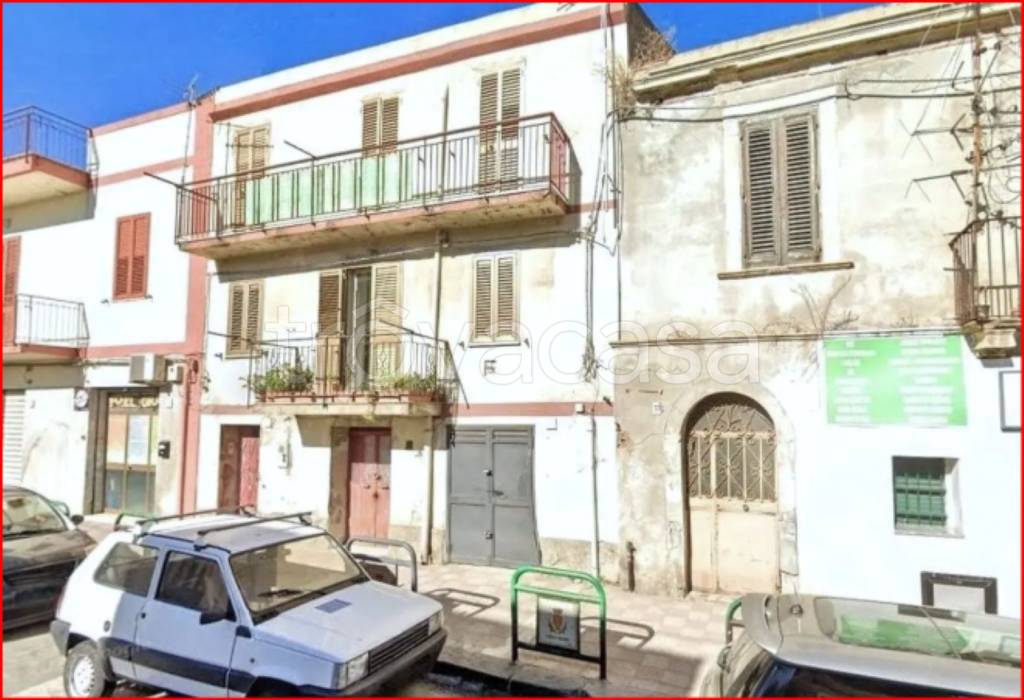 locale commerciale in vendita a Messina in zona Contesse
