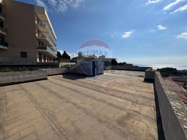 appartamento in vendita a Messina in zona Faro Superiore