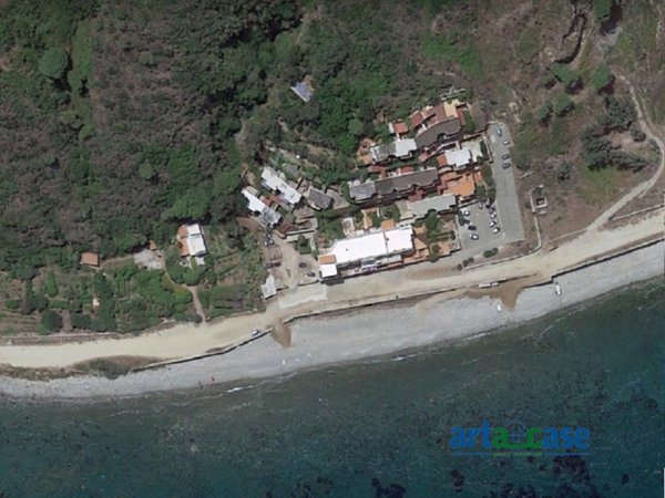 appartamento in vendita a Messina in zona Acqualadroni