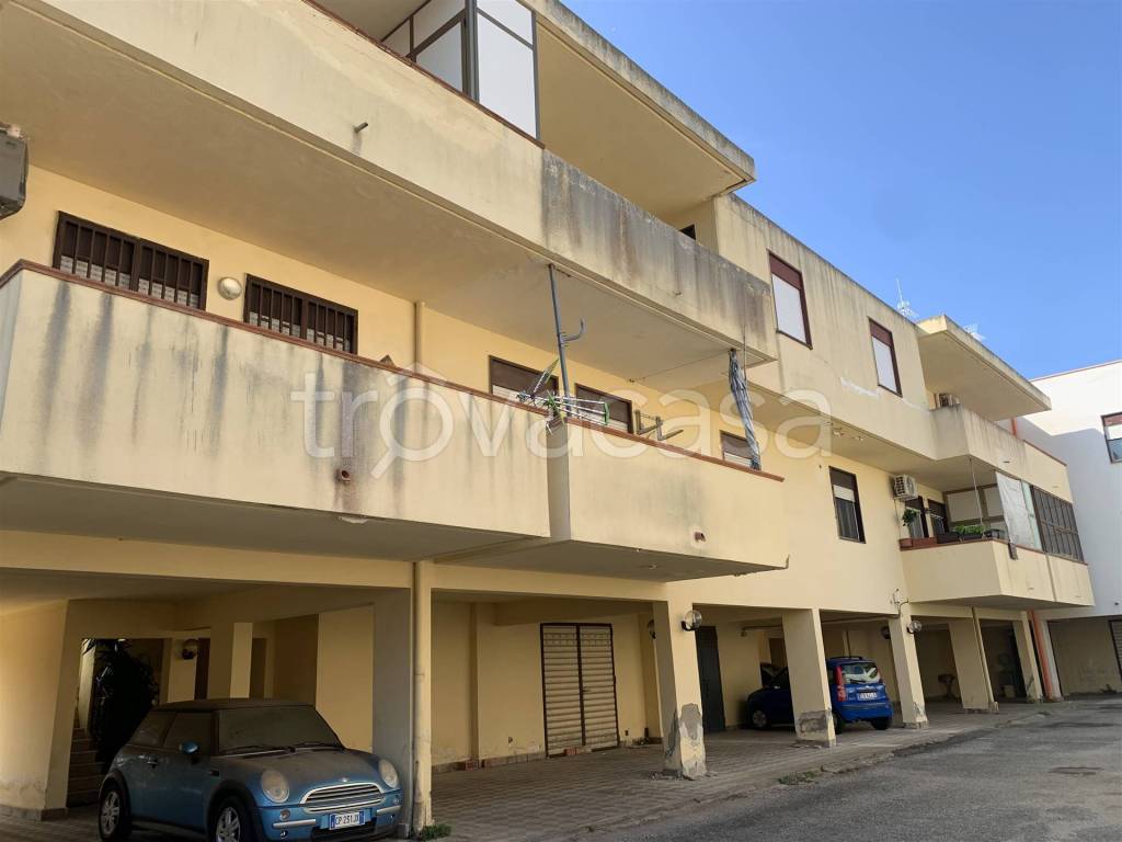 appartamento in vendita a Messina in zona Acqualadroni