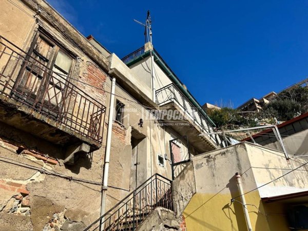 appartamento in vendita a Messina in zona Centro Storico