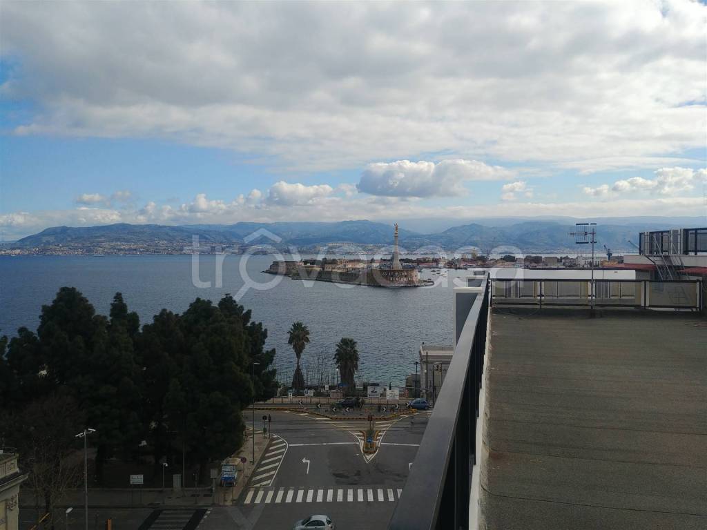 appartamento in vendita a Messina in zona Centro Storico