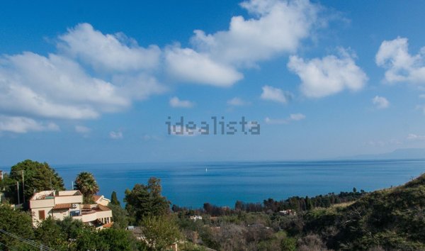 casa indipendente in vendita a Messina in zona Spartà