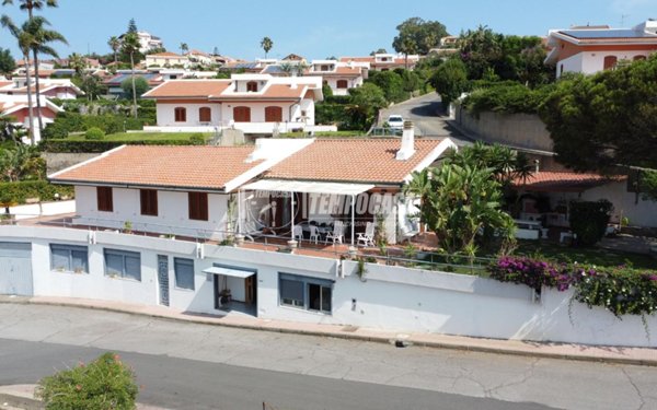 casa indipendente in vendita a Messina in zona Ganzirri