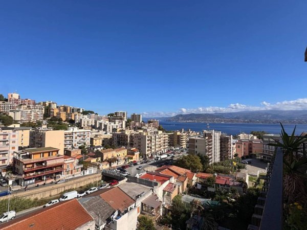 appartamento in vendita a Messina in zona Santissima Annunziata