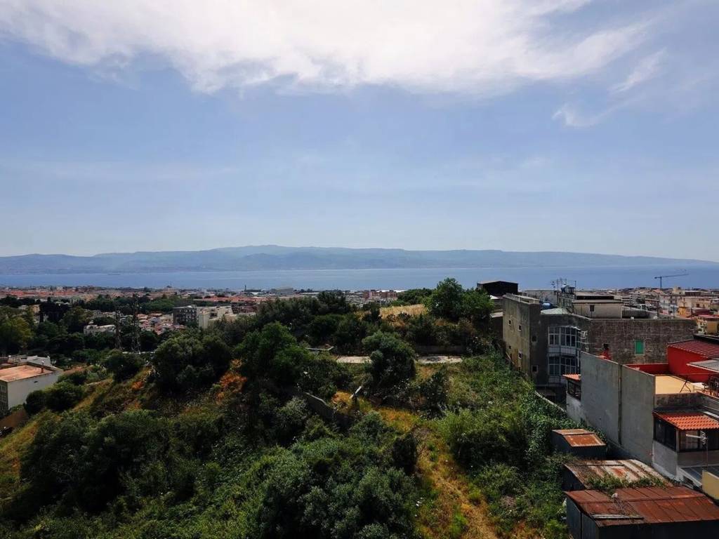 appartamento in vendita a Messina in zona Gazzi