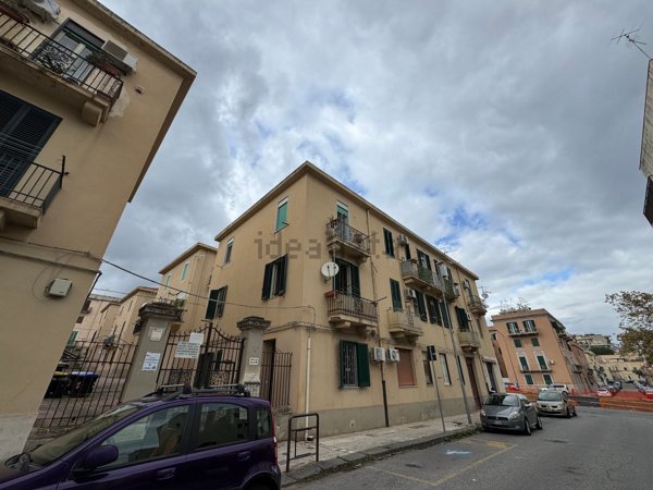 appartamento in vendita a Messina in zona Centro Storico