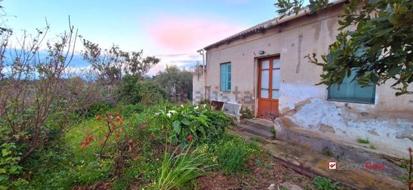 casa semindipendente in vendita a Messina in zona Spartà