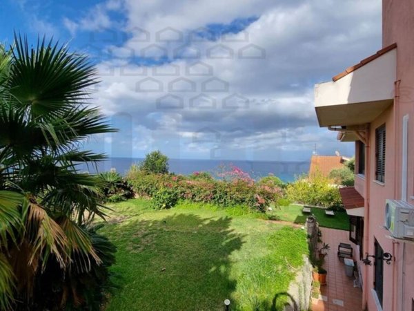 casa indipendente in vendita a Messina in zona Spartà