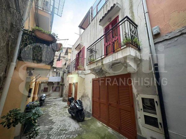 casa indipendente in vendita a Messina in zona Santa Margherita