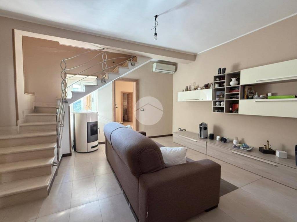 appartamento in vendita a Messina in zona Tremestieri