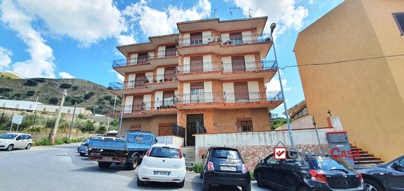 appartamento in vendita a Messina in zona San Filippo