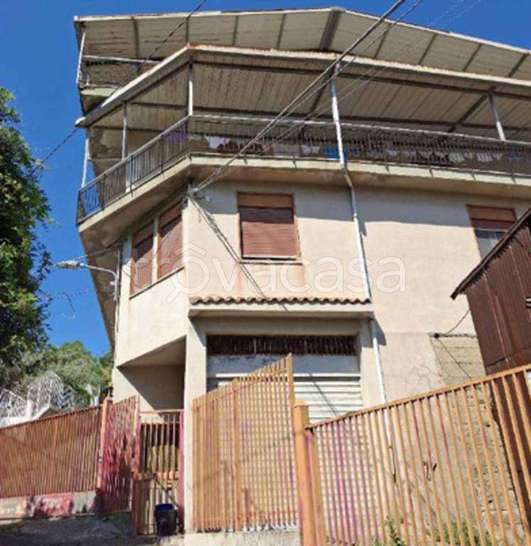 appartamento in vendita a Messina in zona San Filippo