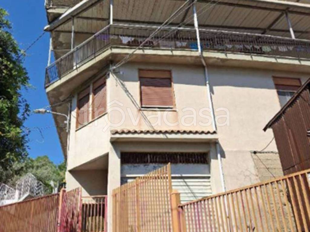 appartamento in vendita a Messina in zona San Filippo