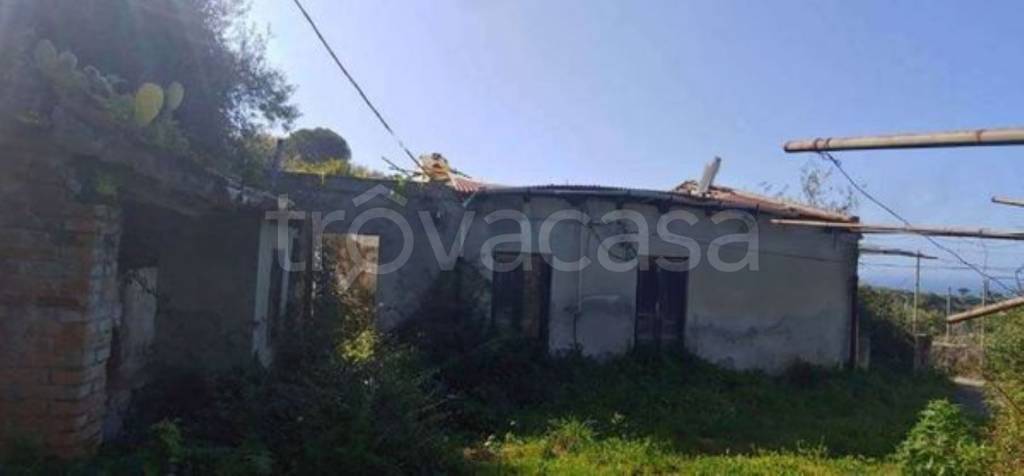 casa indipendente in vendita a Messina in zona San Saba