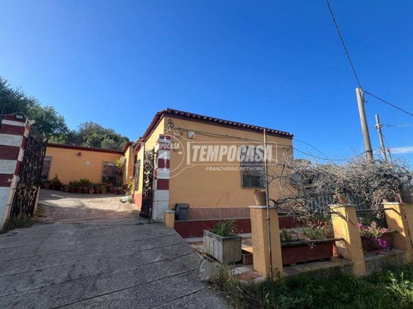 casa indipendente in vendita a Messina in zona Ganzirri