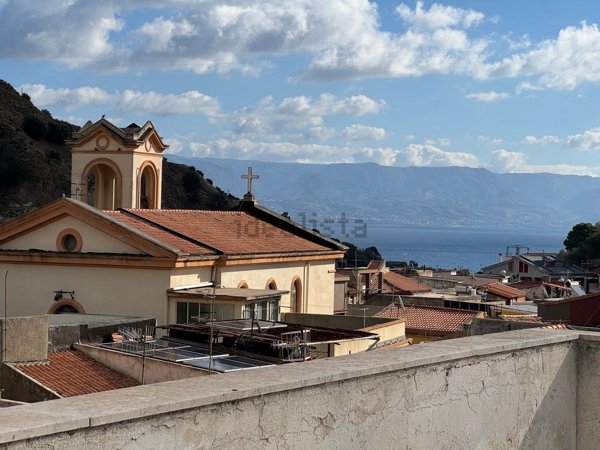 appartamento in vendita a Messina in zona Santa Margherita