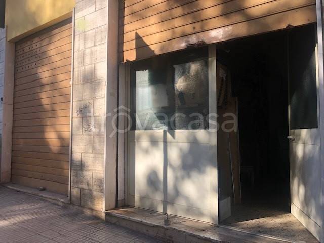 locale commerciale in vendita a Messina in zona Centro Storico