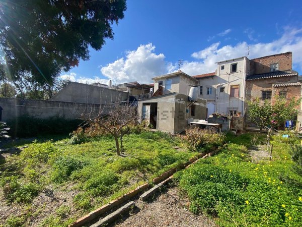 appartamento in vendita a Messina in zona Galati / Mili San Marco