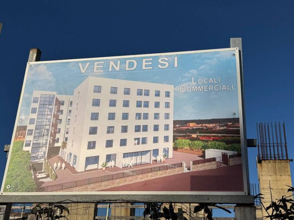 negozio in vendita a Messina in zona Tremestieri