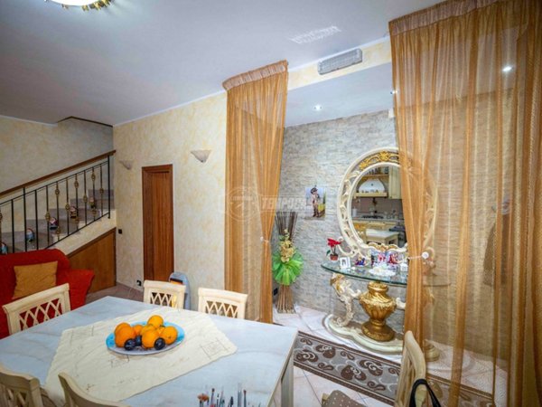 casa indipendente in vendita a Messina