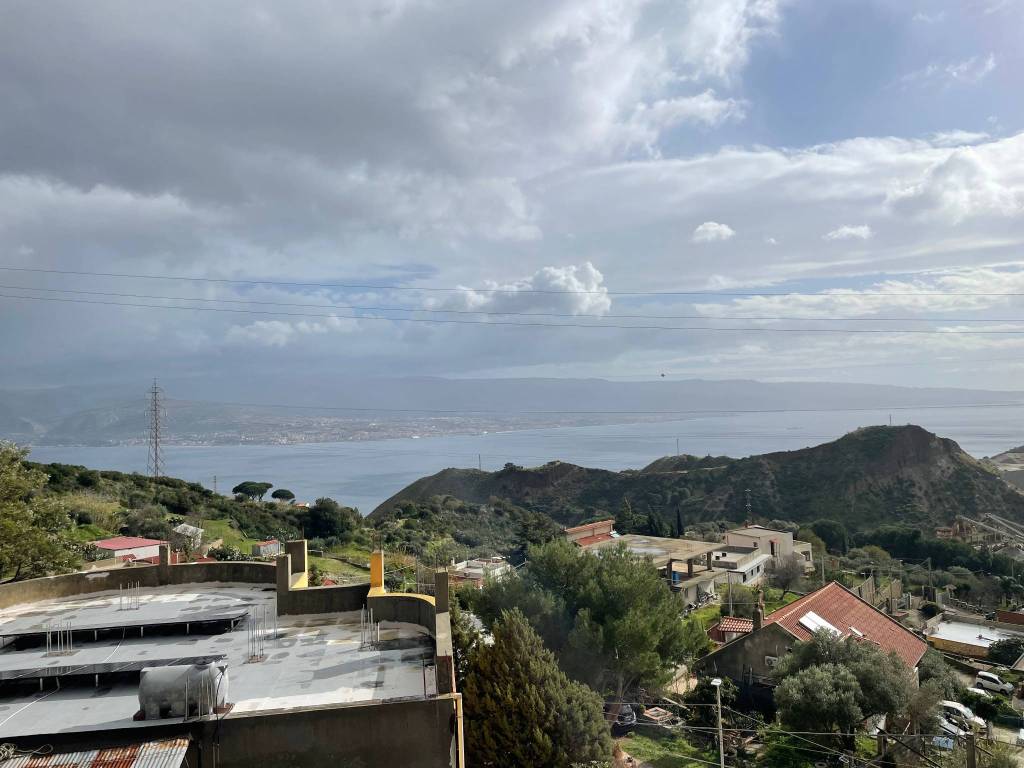 casa indipendente in vendita a Messina in zona Faro Superiore