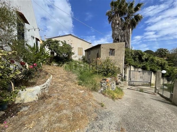 casa indipendente in vendita a Messina in zona Ganzirri