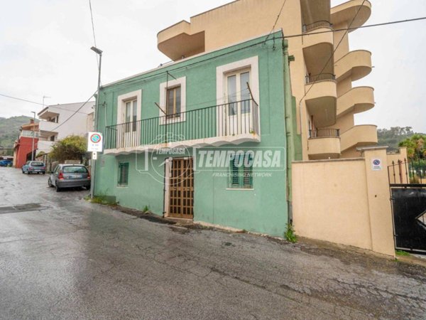 appartamento in vendita a Messina in zona San Filippo