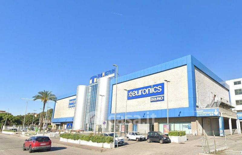 negozio in vendita a Messina in zona Tremestieri