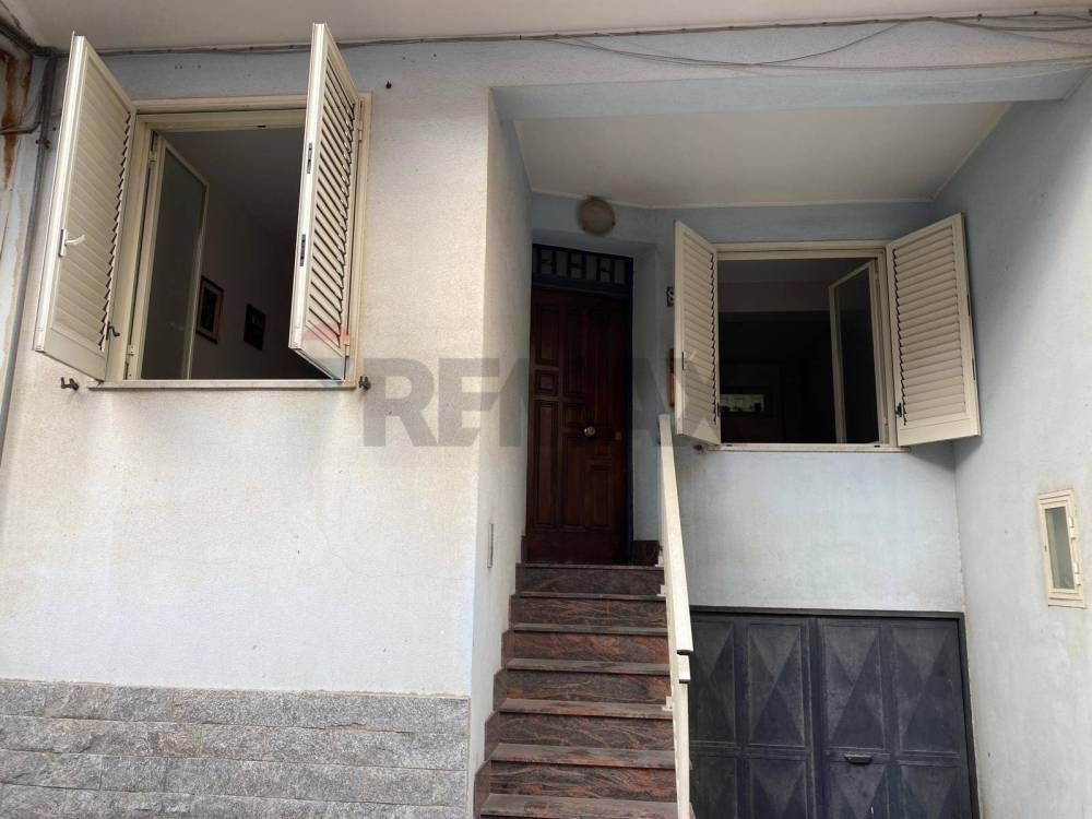 casa indipendente in vendita a Messina