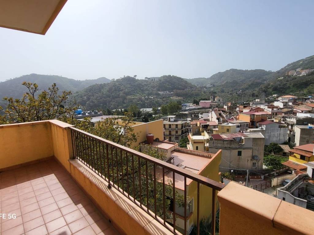 appartamento in vendita a Messina in zona Larderia