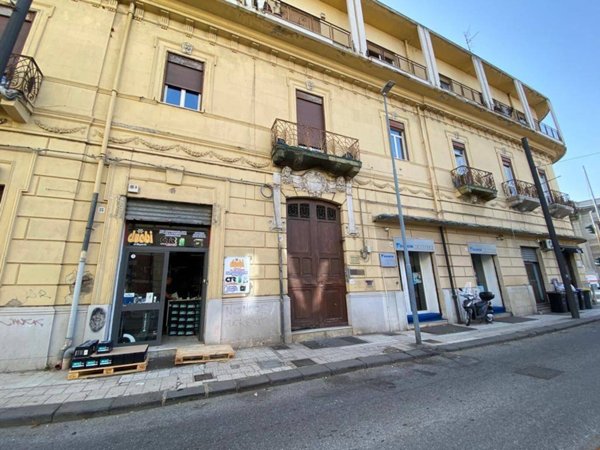 negozio in vendita a Messina in zona Centro Storico