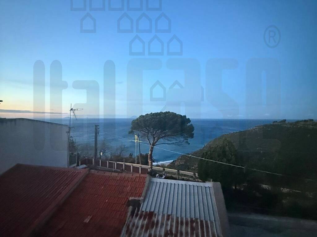 appartamento in vendita a Messina in zona Spartà