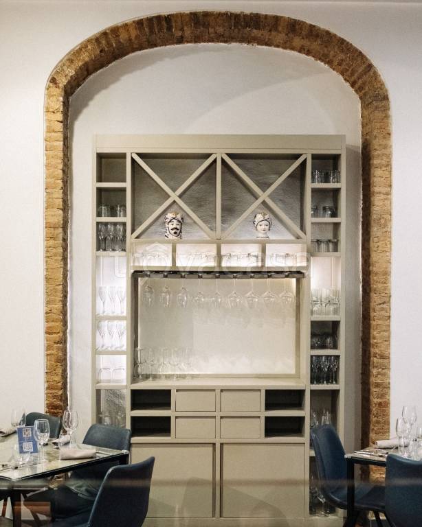 negozio in vendita a Messina in zona Centro Storico