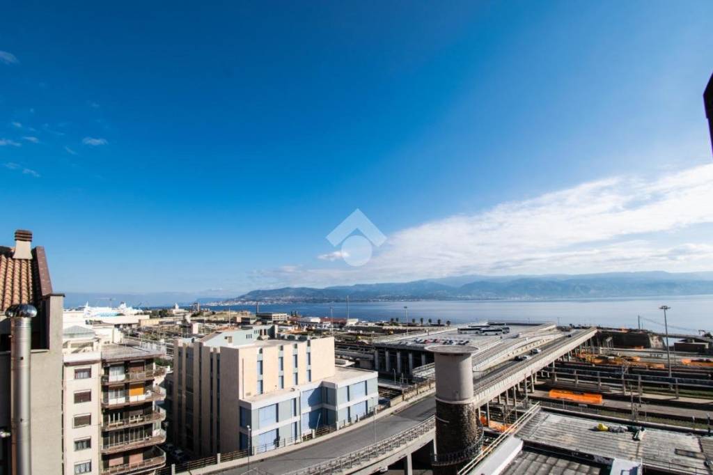 appartamento in vendita a Messina in zona Centro Storico