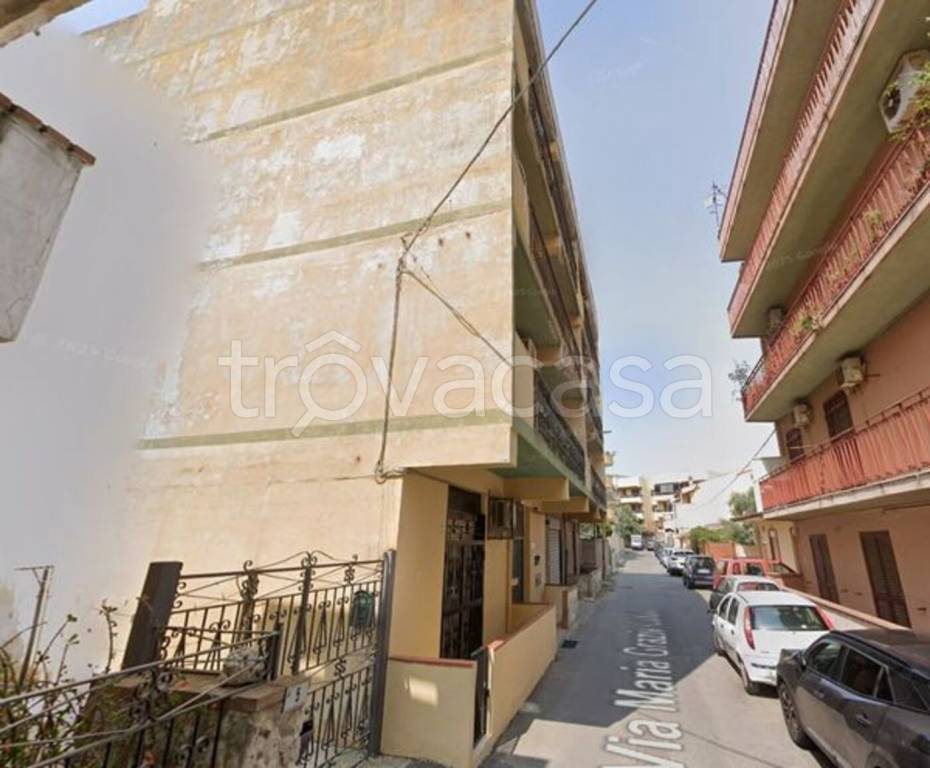 appartamento in vendita a Messina in zona Santa Lucia