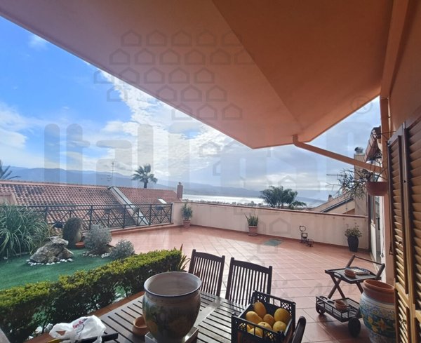 casa indipendente in vendita a Messina in zona Ganzirri