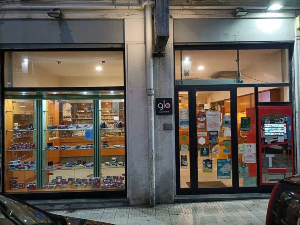 negozio in vendita a Messina in zona Camaro