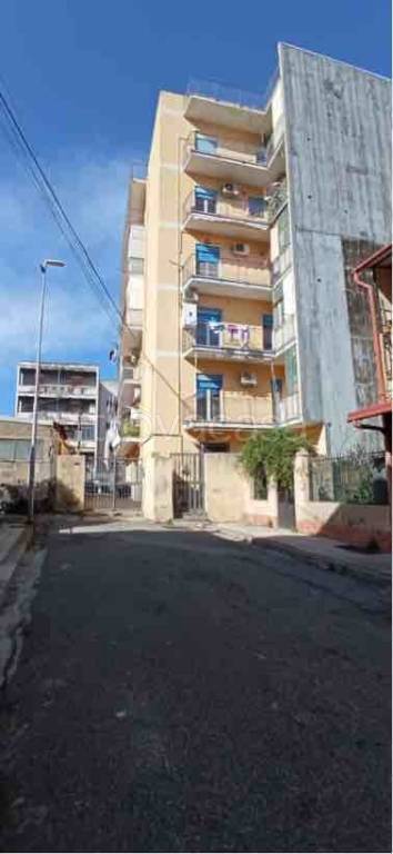 appartamento in vendita a Messina in zona Camaro