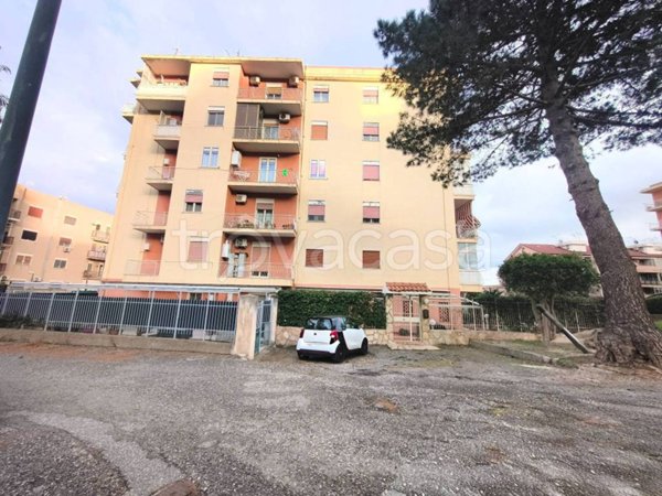 appartamento in vendita a Messina in zona Pistunina