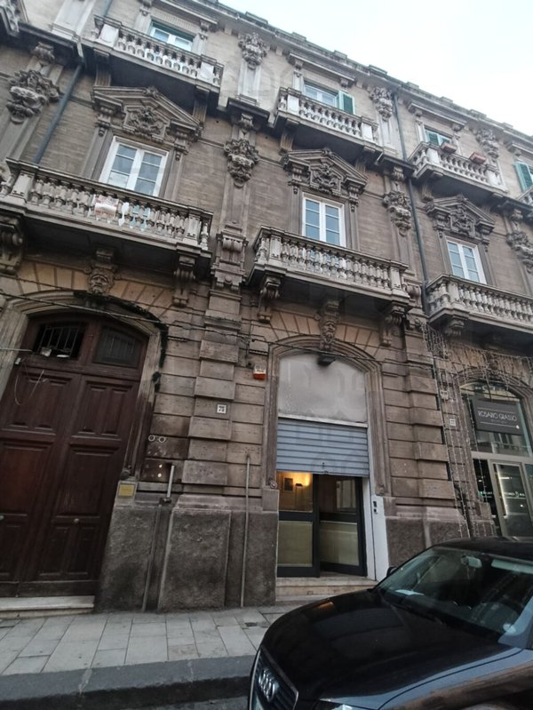 negozio in vendita a Messina in zona Centro Storico