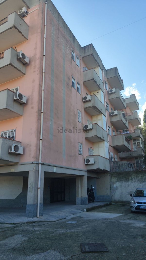 appartamento in vendita a Messina in zona Gazzi